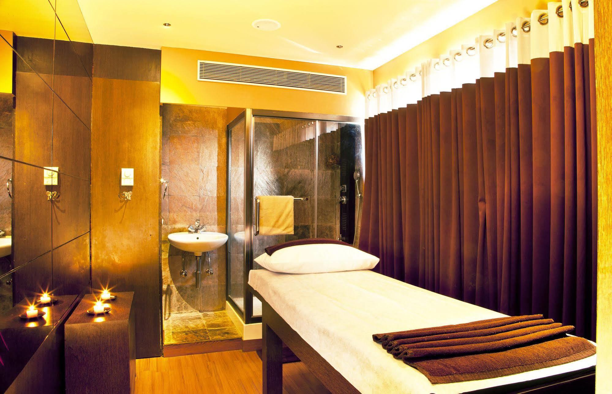 Octave Hotel & Spa - Sarjapur Road Bangalore Eksteriør billede